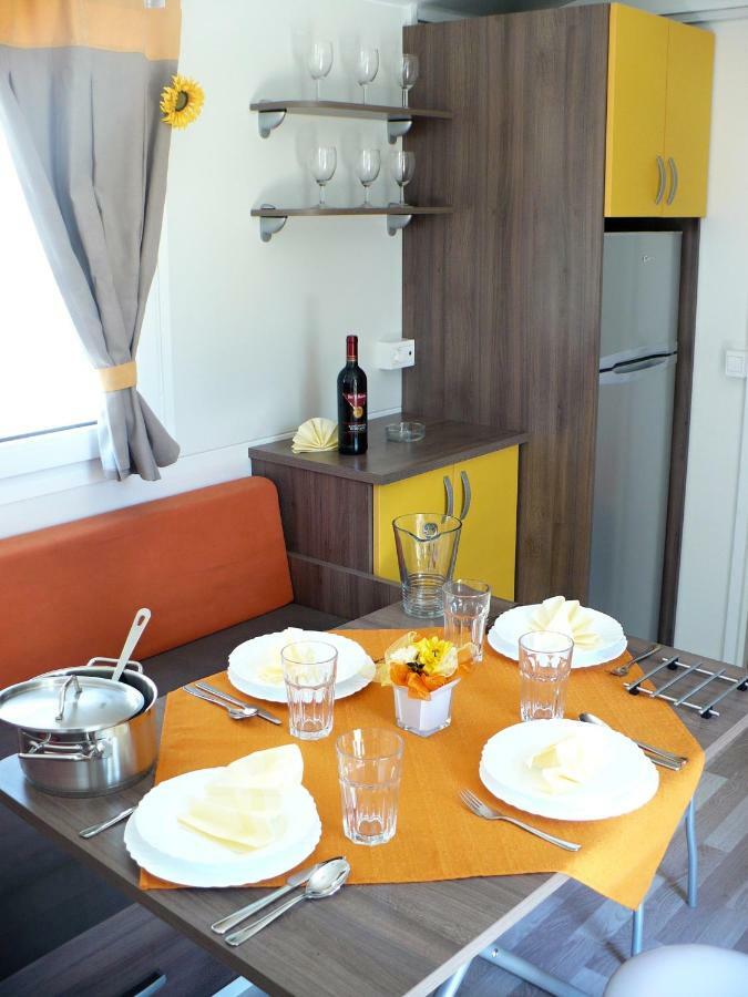 Victoria Mobilehome In Orsera Camping Resort Exterior photo